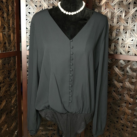 THE LIMITED Women's Button Front Bodysuit - Picture 7 of 9